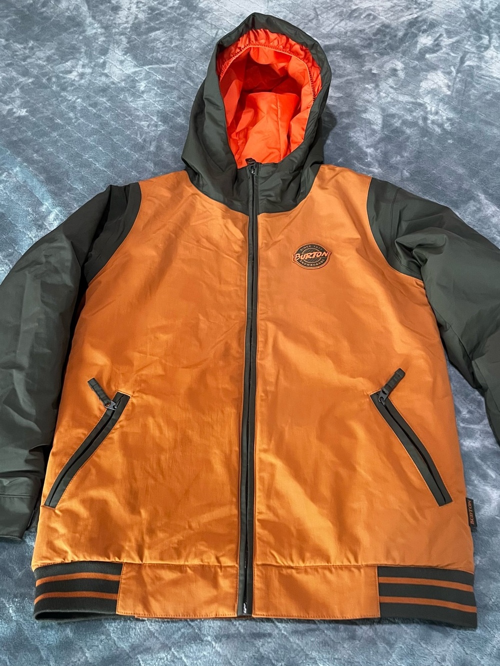 Burton ski snowboard Orange Front with Olive Sleeves Hooded Jacket L boy